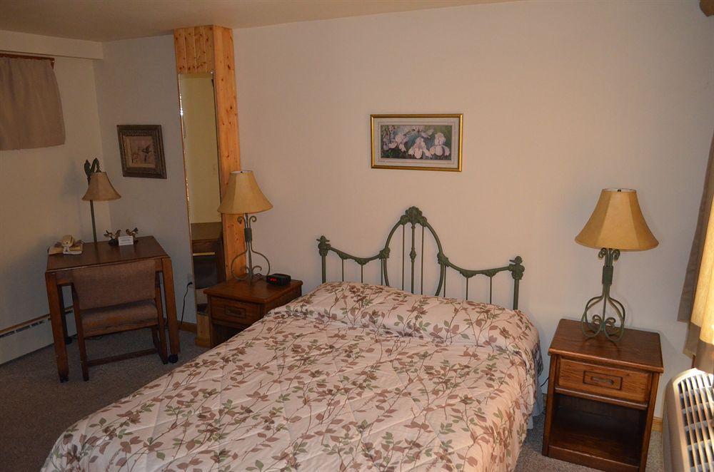 Curriers Lakeview Lodge Rice Lake Экстерьер фото