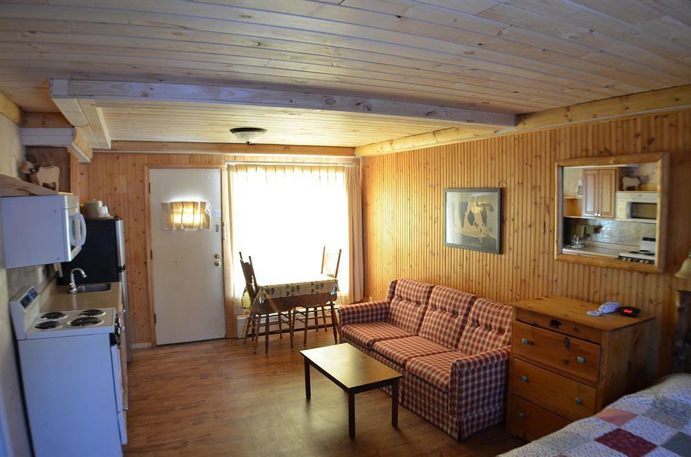 Curriers Lakeview Lodge Rice Lake Экстерьер фото