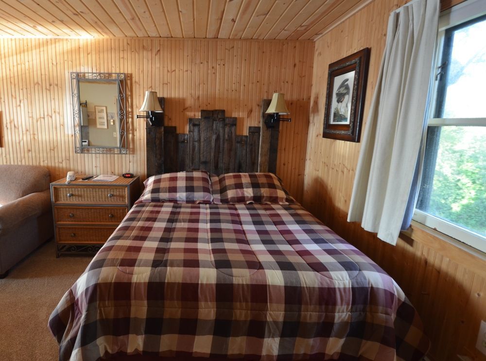 Curriers Lakeview Lodge Rice Lake Экстерьер фото